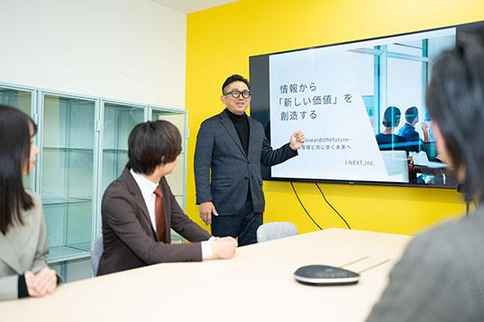 代表取締役　冨田 貴之